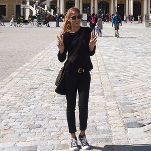 Meet your Posher, Annette